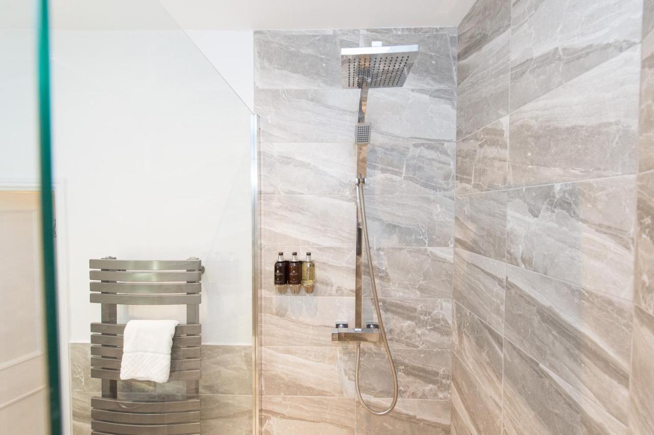 The Tower By Harrogate Serviced Apartments Ngoại thất bức ảnh